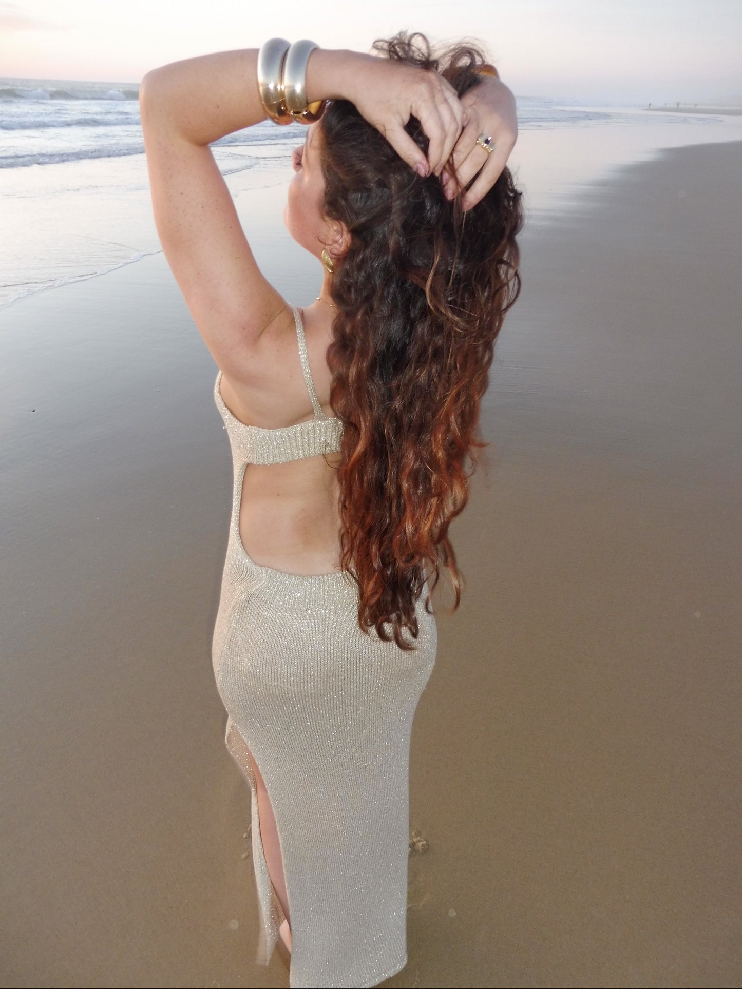 Robe longue dorée